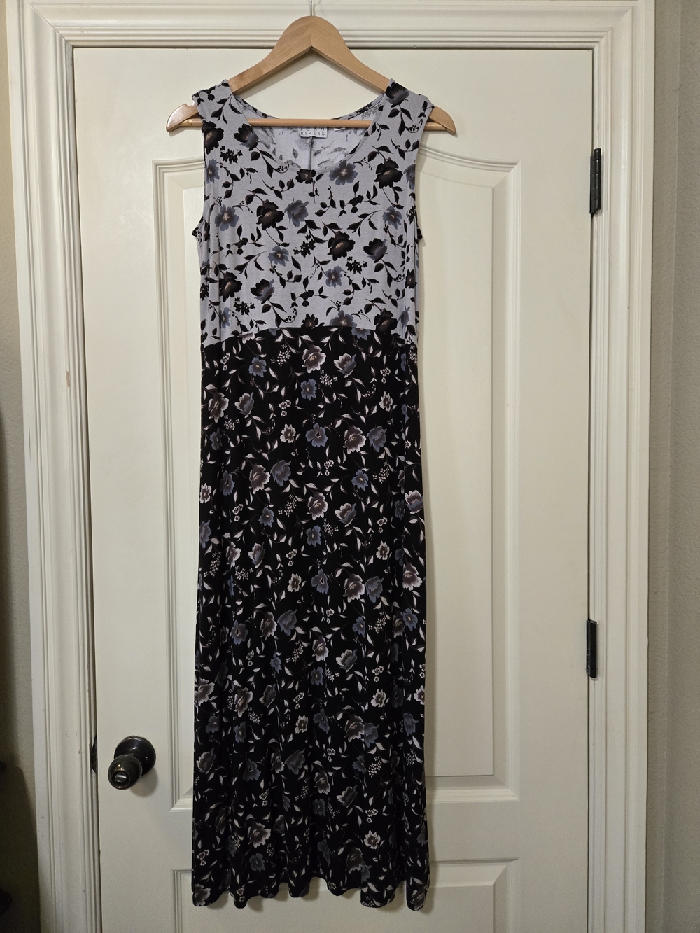 Joan Rivers Two-Tone Black & Gray Floral Maxi Dress Comfy Fall Layering